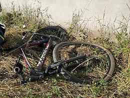 Investito un 15enne in bicicletta, è gravissimo