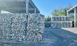 Sos rifiuti: un mare di plastica, Corepla non la ritira. La piattaforma in tilt