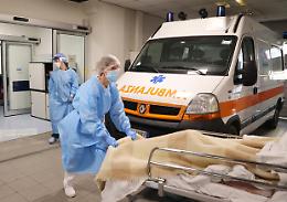 Covid: scende l'indice di contagio, aumentano i ricoveri in intensiva