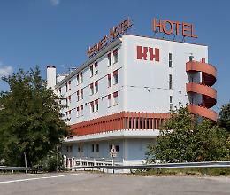 Riaperto l’Hermes, un nuovo hotel per la città