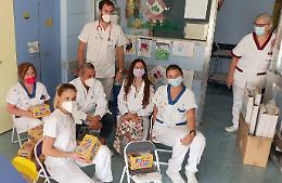 Ospedale, tanti doni per i bambini della Pediatria. Cavalli: "Grazie ai cremonesi"