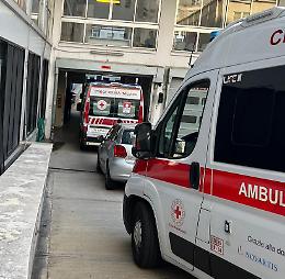 Assalto al Pronto soccorso, il triage si fa in ambulanza