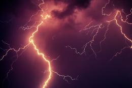 Maltempo, allerta arancione in Lombardia: temporali in arrivo