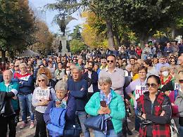 Sisma L'Aquila, in corso sit-in "questa sentenza è un abominio"