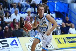 Basket, al supplementare la Vanoli conquista la quarta vittoria di fila (79-73)
