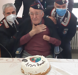 Cento anni, compleanno super per Giovanni Ghidini