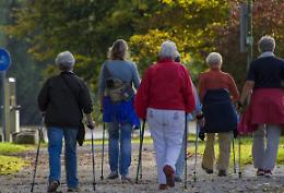 Gruppi di cammino, 1.800 in tuta contro il colesterolo