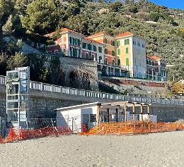 Finalpia, la spiaggia paradiso perduto per un «debito» di mille euro