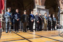 Commemorazione del IV Novembre, l'orgoglio sfila in piazza