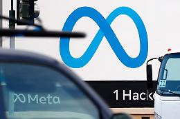Meta licenzia 11mila persone