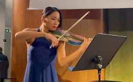 MdV: Lena Yokoyama fa vibrare  il "Violino del Mare"