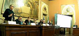 «Stop ai centri commerciali e basta al consumo di suolo»
