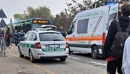 Pullman investe 14enne, tanta paura ma il ragazzino sta bene