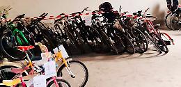 Bici «esca» contro i furti: giro di vite della Polizia locale
