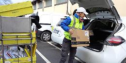  Poste Italiane: «Così vi porteremo a casa i regali di Natale»