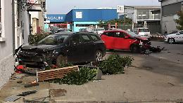 Schianto tra auto in via San Bernardo, ferite due donne di 81 e 44 anni
