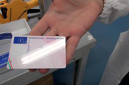 Imbroglia all'esame della patente, ma finisce al Pronto soccorso