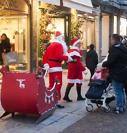 Natale: shopping «sotto casa tua»