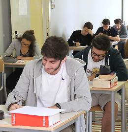 Da accorpare 15 dirigenze, i presidi: «Demansionati»