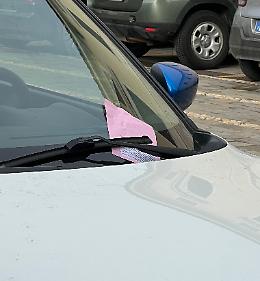 Al mercato tra acquisti e multe