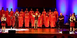 'Amazing Grace', la splendida esecuzione del Sixth Pop Gospel Choir