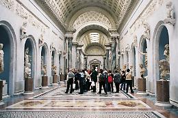 Maxitruffa ai Musei Vaticani: furto hi-tech di opere d'arte