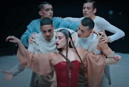 Gaia Gozzi conquista il disco d'oro con What Xmas means to me