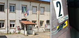 Vandali in azione all'asilo di Fengo, danni ai serramenti