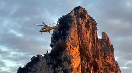 Precipita e muore durante la 'chiodatura' di un percorso di arrampicata