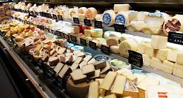 Formaggi per 150 euro razziati al supermercato dal ladruncolo «goloso»