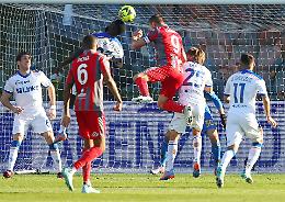 La Cremonese sprofonda contro il Lecce, il campionato non è Coppa (0-2)