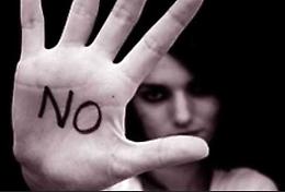 Una donna su tre subisce violenza:  «Adesso basta»