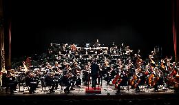 Gioventù, freschezza e grandiosità al Ponchielli con l'Ensemble Orchestral de Dijon