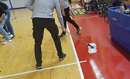 Infiltrazioni e pioggia mettono ko la palestra del basket