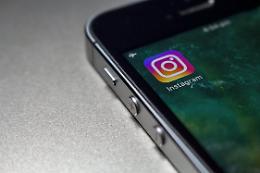 Meta non rinnova l'accordo Siae sui diritti d'autore, via la musica dai social