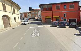 Stabili le condizioni del bambino di 8 anni investito da un'auto