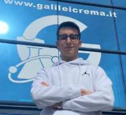 Ai campionati nazionali di Fisica la bandiera del Galilei la porta Alberto Sudati