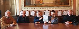 Studenti e guide turistiche al debutto in società
