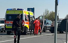 Castelvetro, scontro tra auto lungo la statale Padana Inferiore