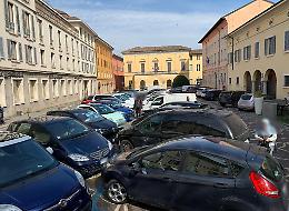 Parcheggi, ora un test per stabilire i posti auto liberi