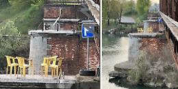 Cartello stradale e sedie su un pilone del ponte ferroviario sull’Adda, indagano i Cc