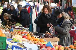 Istat lima al ribasso l'inflazione di marzo al 7,6%