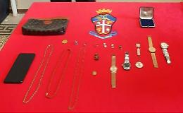 Anziane sventano tentativi di truffa, arrestato un finto carabiniere