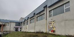 Cantiere al bocciodromo, il Comune: aiuti congelati