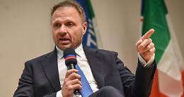 Lollobrigida: "Carne sintetica è poltiglia, mai in Italia"