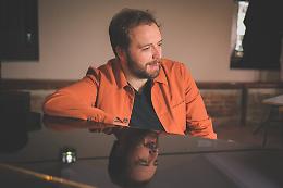 Raphael Gualazzi, il jazz-blues italiano illumina l'Auditorium Arvedi