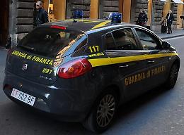 Aveva otto chili di cocaina in sedia a rotelle, arrestato a Malpensa