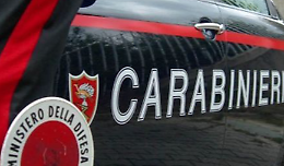 Aggredisce e ferisce un'infermiera dell'ospedale, denuncia per una 26enne