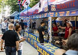 Mercato Europeo, sapori dal mondo. In centro città l'invasione continua