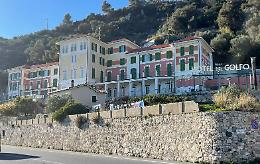 Finalpia, svolta improvvisa. Vendita dell’hotel a un passo